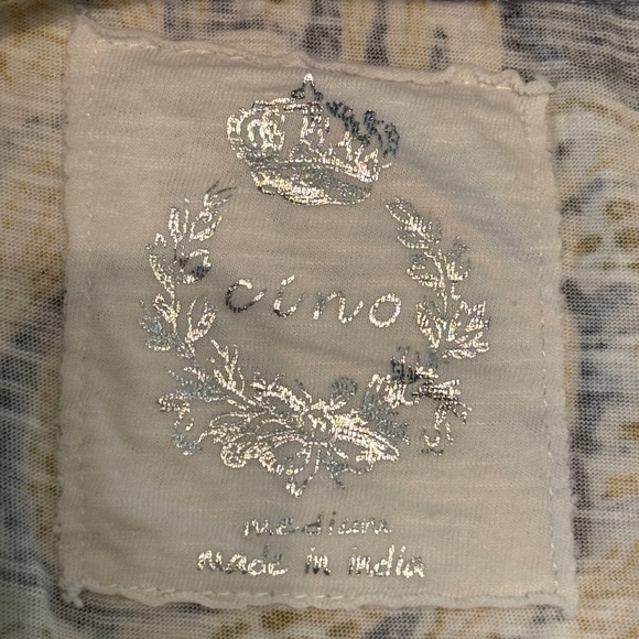 CINO Floral Long Sleeve Tee Top - Picture 4 of 6